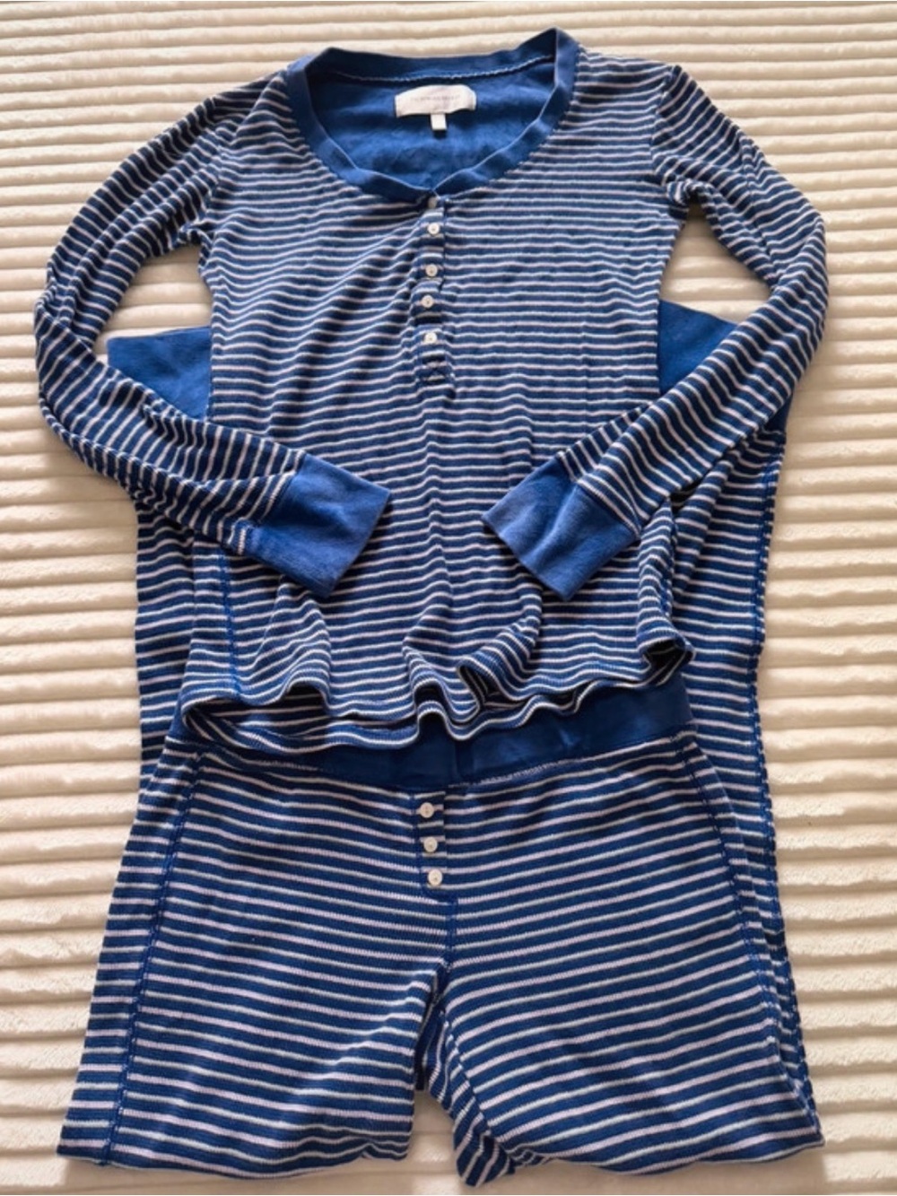 Vintage Victoria’s Secret purple striped lounge/night set